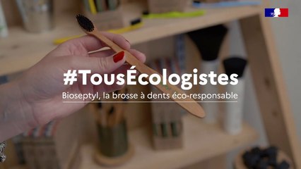 Des brosses à dents produites avec des matières recyclées