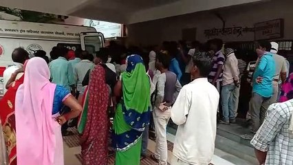 यूपी: सवारी से भरी स्कार्पियो नहर में गिरी, 2 की मौत 9 घायल