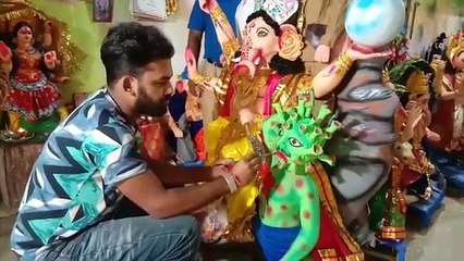 कोरोना की वजह से अपेक्षाकृत कम बनी है इस बार गणेश जी की मूर्तियां