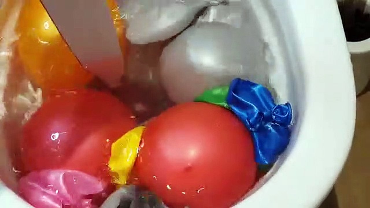 will it flush balloons tests video