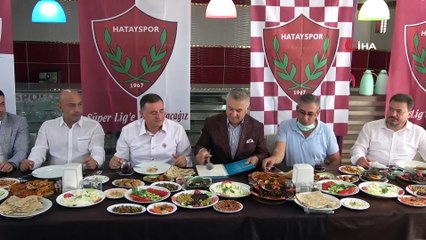 Başkan Savaş: “Taraftarların göğsünü kabartacak bir takım oluşturmaya çalışıyoruz”