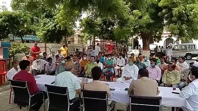आगामी त्योहारों को लेकर अधिकारियों ने की मीटिंग