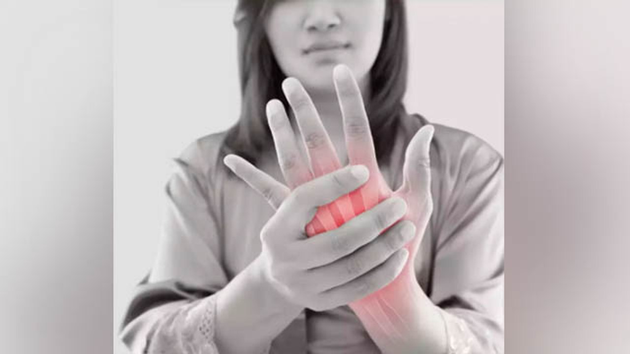 जोड़ों के दर्द का घरेलू उपाय | यूरिक एसिड के लक्षण और उपाय | Uric Acid Treatment | Boldsky