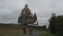 Los rusos descubren el país más grande del mundo