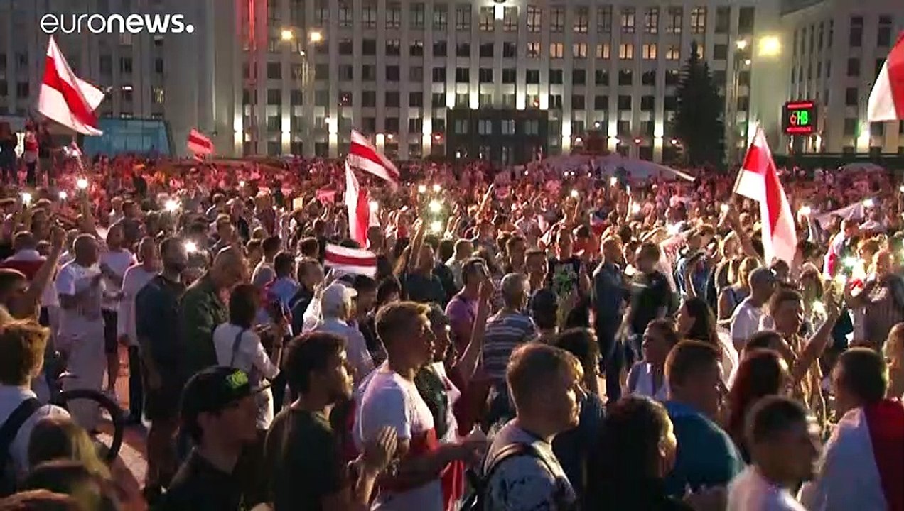 الاتحاد الأوروبي لا يعترف بنتائج انتخابات بيلاروسيا ولوكاشنكو يأمر الحكومة بالتصدي للاضطرابات