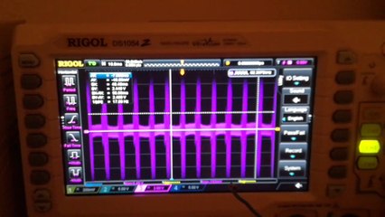 Standing wave with quarter wavelength exciter coil