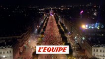 Sur les Champs-Élysées, les supporters en ordre dispersé - Foot - C1 - PSG