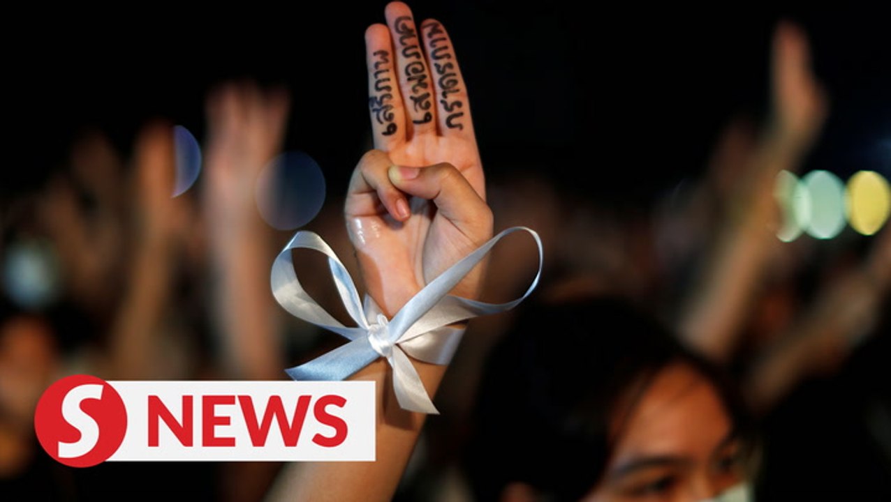 Anti-authority "Hunger Games" salute spreads th...