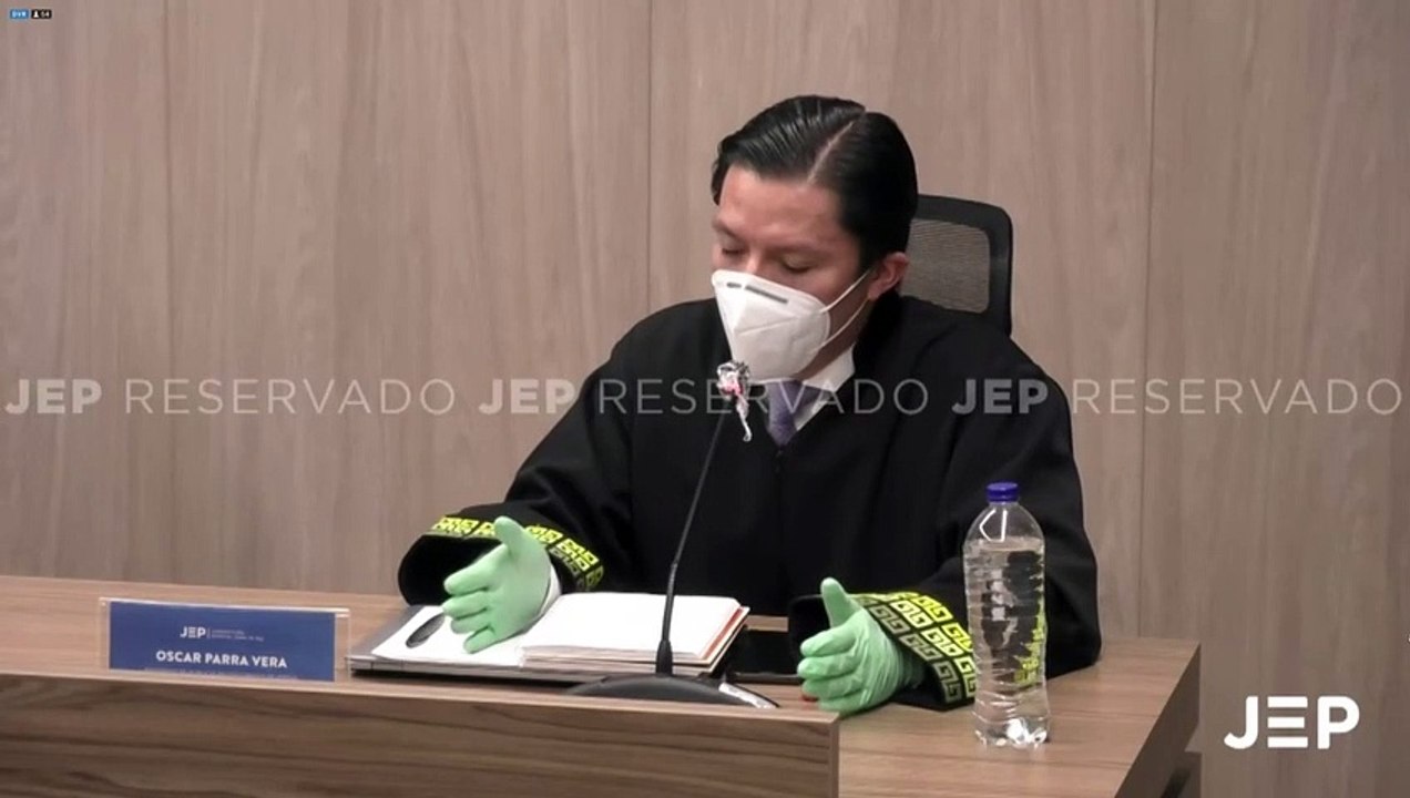 FARC responde por reclutamiento de menores ante tribunal de paz en Colombia