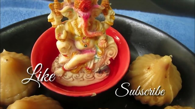 गणेश चतुर्थी पे बनाइये अलग तरीके से स्वादिष्ट केला मोदक | Kela Modak Recipe | Banana Modak Recipe