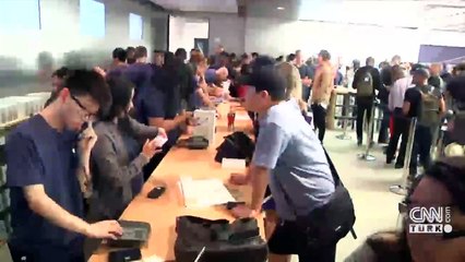 Apple'ın piyasa değeri 2 trilyon dolara ulaştı | Video