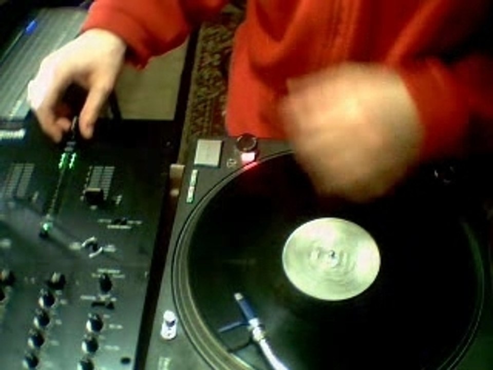 DJ HIBOU SUR INSTRU NECRO!!!