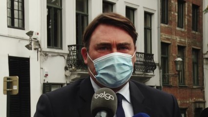 Il faut apprendre à vivre et travailler avec le virus (Denis Ducarme)