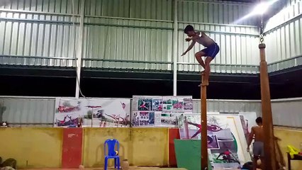 Tamizhan Mallakhamb