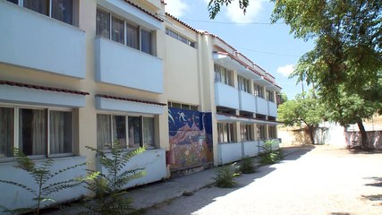 Σε αναμονή για το πώς θα ανοίξουν τα σχολεία φέτος