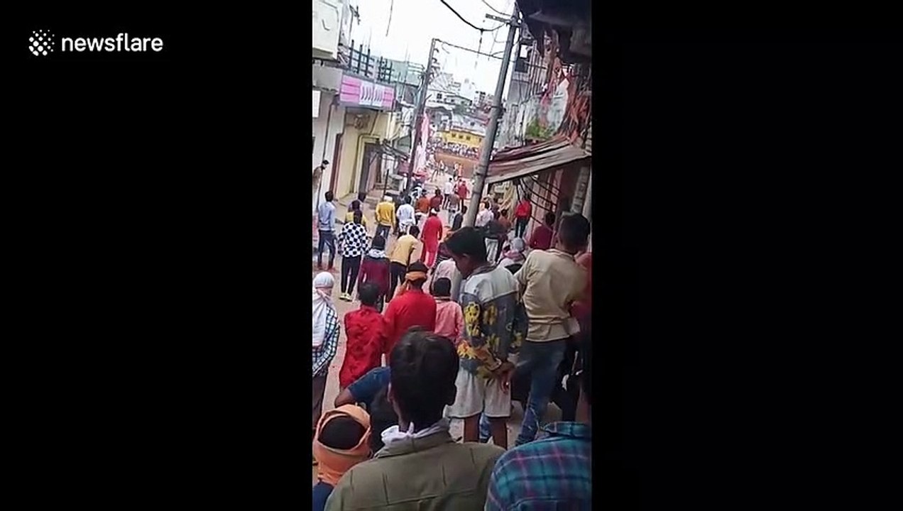 Over 100 injured during stone-pelting festival in central India despite ban