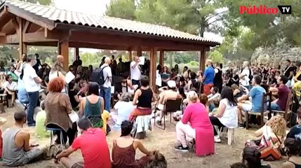 Un millar de personas se reúnen en Sant Pere: sin mascarilla para demostrar que no tienen "miedo al virus"