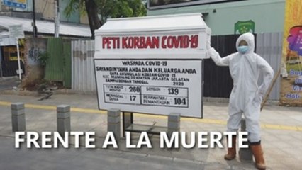 Mordaz campaña buscan crear conciencia sobre el coronavirus en Indonesia
