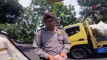 Viral!! Polisi Minta Duit WNA di Bali Saat Menilang