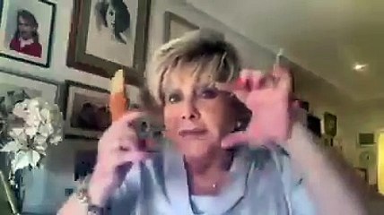 Karina triunfa en las redes con su nueva canción sobre el coronavirus