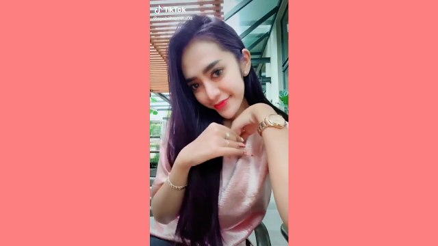Kumpulan Video Goyang Tiktok Artis Vernita Syabila | Tiktok Artis Indonesia