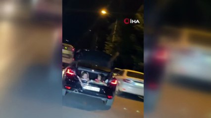 Bagajında çocuklar varken araç kullanan sürücü yakalandı
