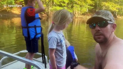 US girl bursts into tears after dad explains she can't have dead fish as a pet