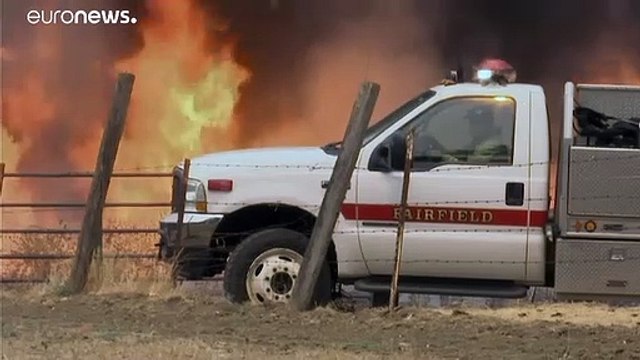 Des milliers de personnes fuient les incendies en Californie