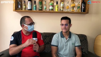 ENTREVISTA COM O CANTOR E COMPOSITOR GLÍCIO LEE