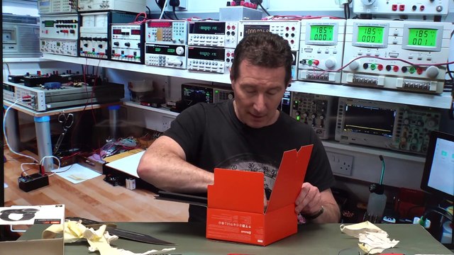 EEVblog #1330 - Mailbag with GUEST LABS!