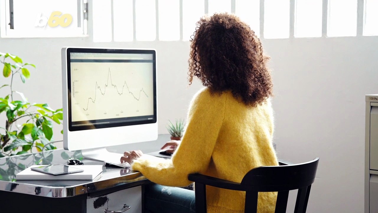 Simple Steps to Avoid Back Pain While Working From Home