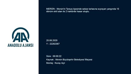 Tarlada çıkan yangın nedeniyle 2 traktör zarar gördü - MERSİN