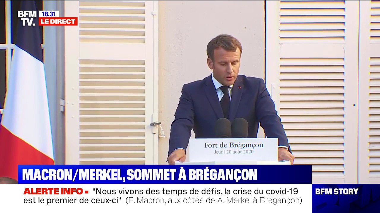 Emmanuel Macron: "L'Union européenne doit continuer de se mobiliser aux côtés des centaines de milliers de Biélorusses qui manifestent"