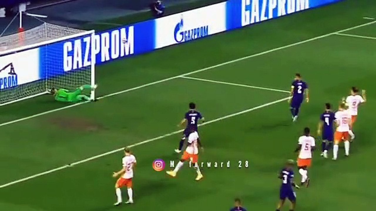 Ronaldo and Long range Shots  