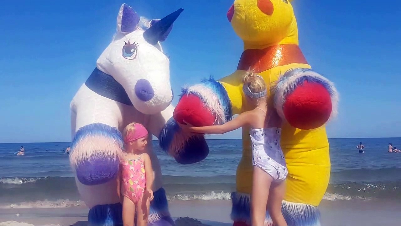 Meeting My Little Ponies At The Beach João Paulo de Carvalho Lofiego