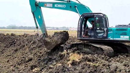 Proses awal Pembuatan Embung(tempat tampungan air untuk pertanian) Desa Kedungbondo, dimulai pada minggu,15092019