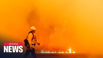 Video herunterladen: California in state of emergency as it battles wildfires, blackouts, heatwaves