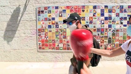 Camilo Blanes sale a correr cerca de su casa en Madrid