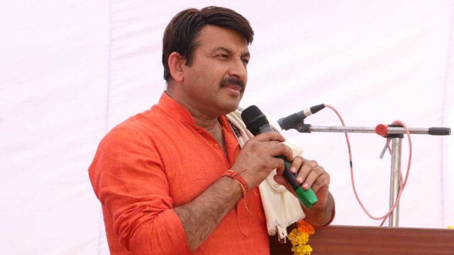 What Manoj Tiwari said on Rhea and her chat messages?