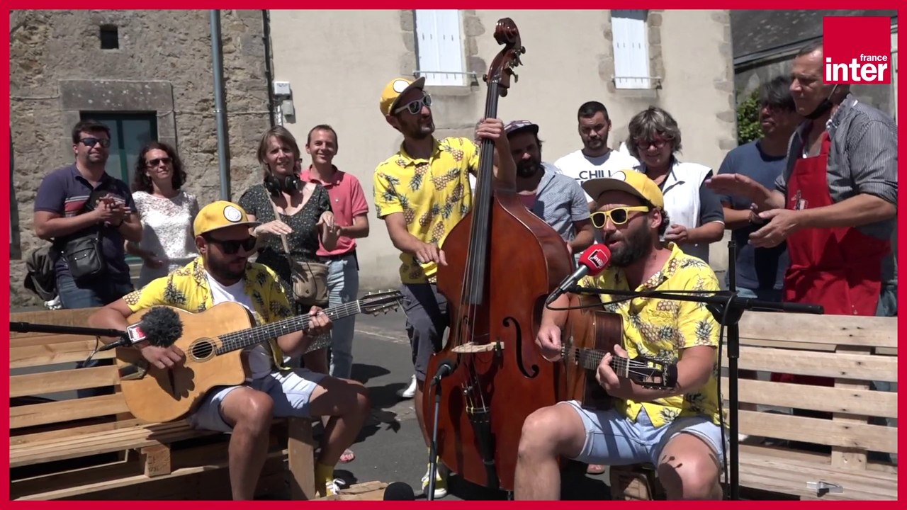 Rendez-vous Place du marché à... Mauléon avec le groupe "Chanson d'occasion"