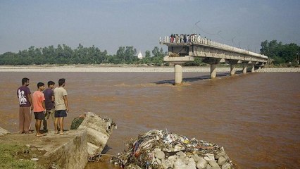 Floods: ప్రమాదకరస్థాయిలో రామప్ప చెరువు,కోనా రెడ్డి చెరువు కు గండి ! పోటెత్తుతున్న వరద నీరు...!!