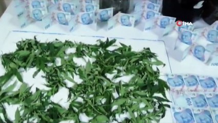 Evinde uyuşturucu imal eden şahıs kıskıvrak yakalandı