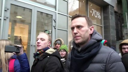 Médicos dizem não ter encontrado veneno em opositor russo