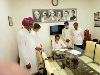 सुवासरा विधानसभा उपचुनाव को लेकर कांग्रेस प्रतिनिधि मंडल ने पूर्व मुख्यमंत्री से की भोपाल में मुलाकात