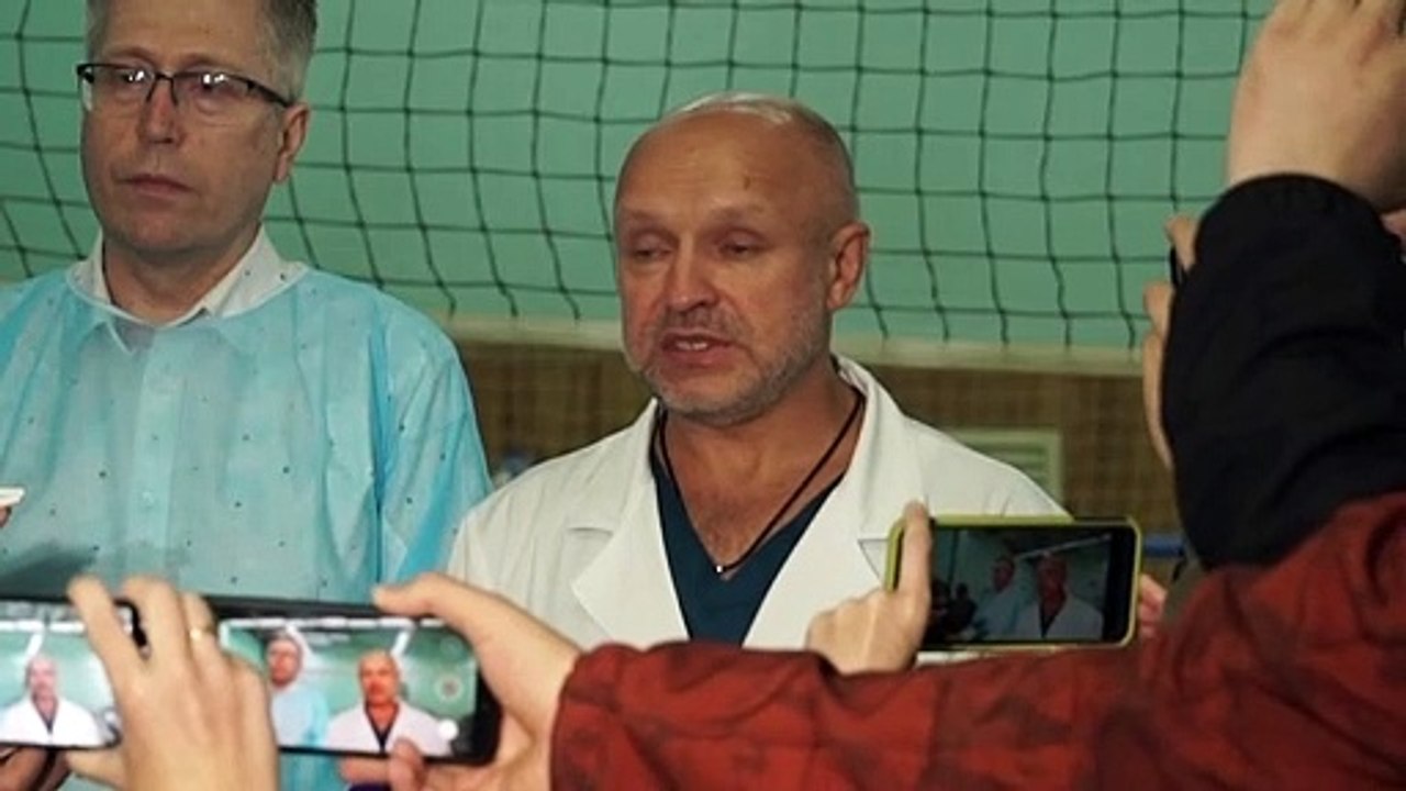 Deutsche Ärzte: Nawalny ist transportfähig - Besuch in russischer Klinik