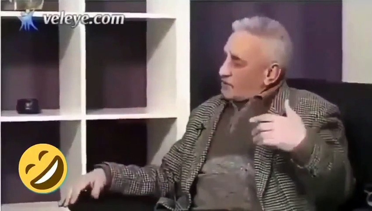 Yaşına Göre Erkek ve Kadınları Kategorize Etme Ustası Amca