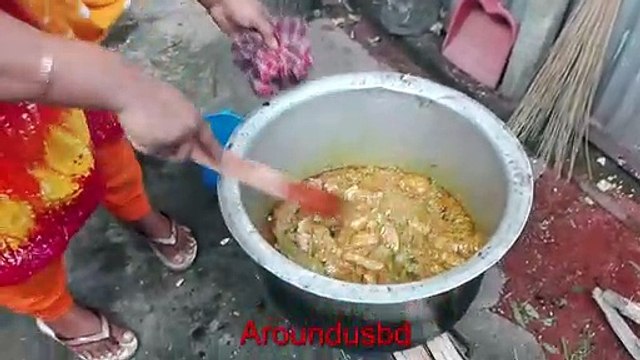 Chicken Biryani Cooking village tradition - Traditional Chicken Biryani by village Girls - Aroundusb