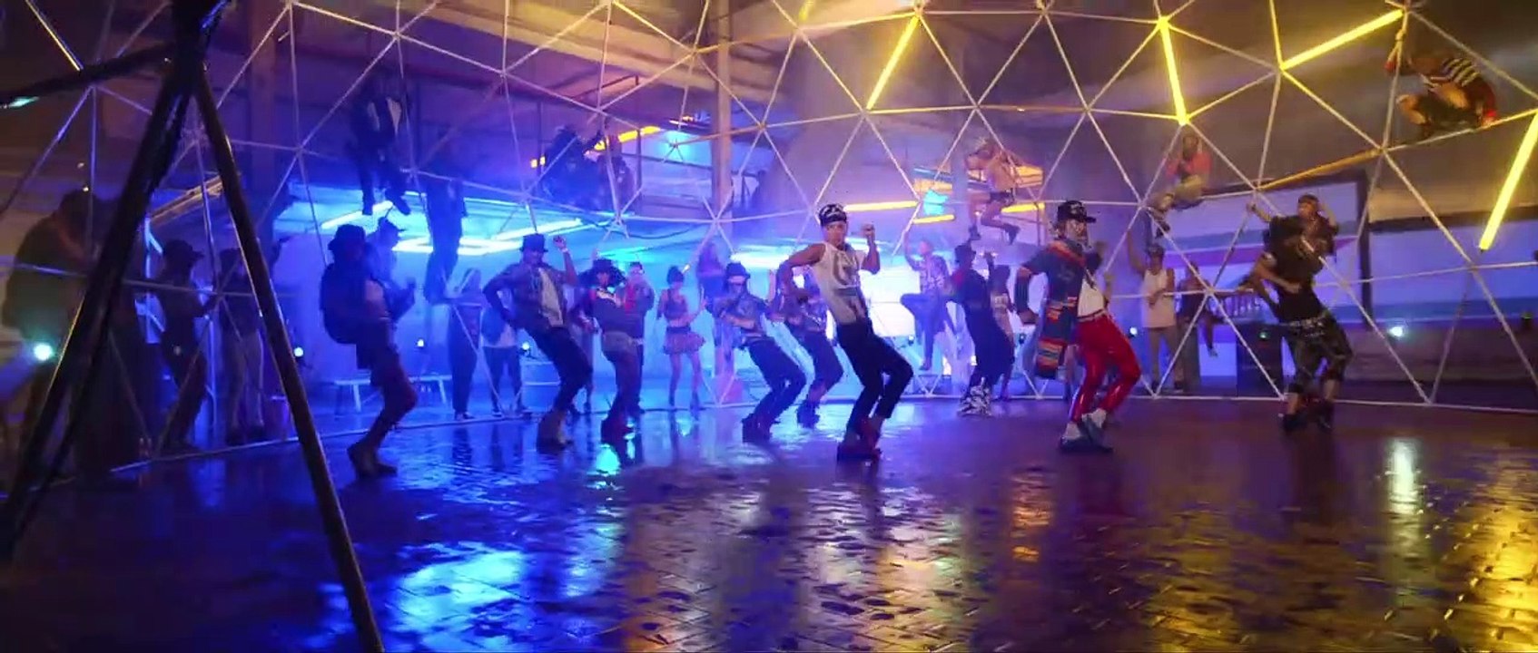 GD X TAEYANG - GOOD BOY M-V