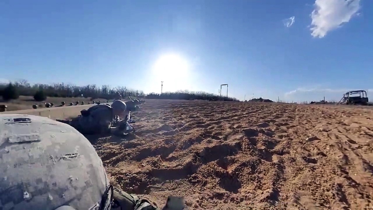 Awesome U.S Army • Infiltration Course • Helmet Camera Footage
