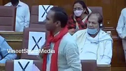 पीजीआई लखनऊ की पोल बयां करते हुए बीजेपी एमएलसी